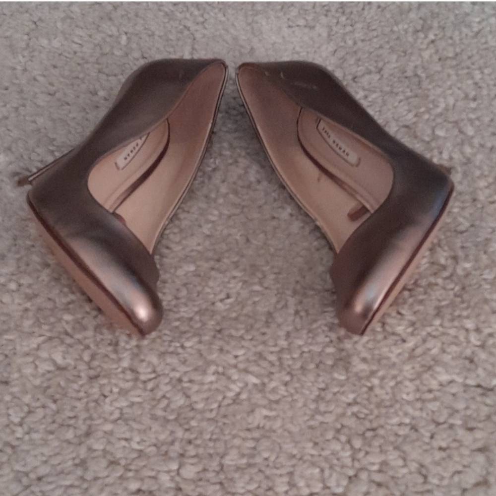 ZARA ROUND TOE Mettalic Round Toe Pumps Size 8 - Picture 6 of 16